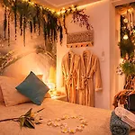 Jungle - Cocon Tropical Et Romantique Avec Balneo En Plein Coeur De ! ペズナ
